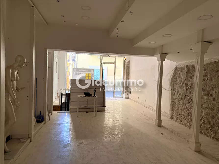 Immagine 8 di Locale commerciale in affitto  in Via Pretoria 43 a Potenza