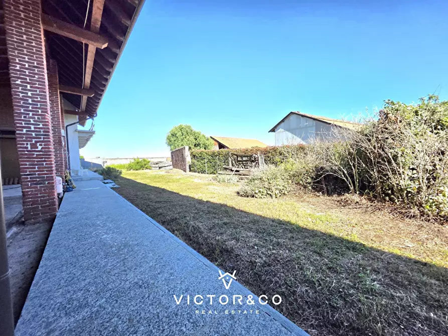 Immagine 6 di Rustico / casale in vendita  in Cascina Bianca snc a Sillavengo