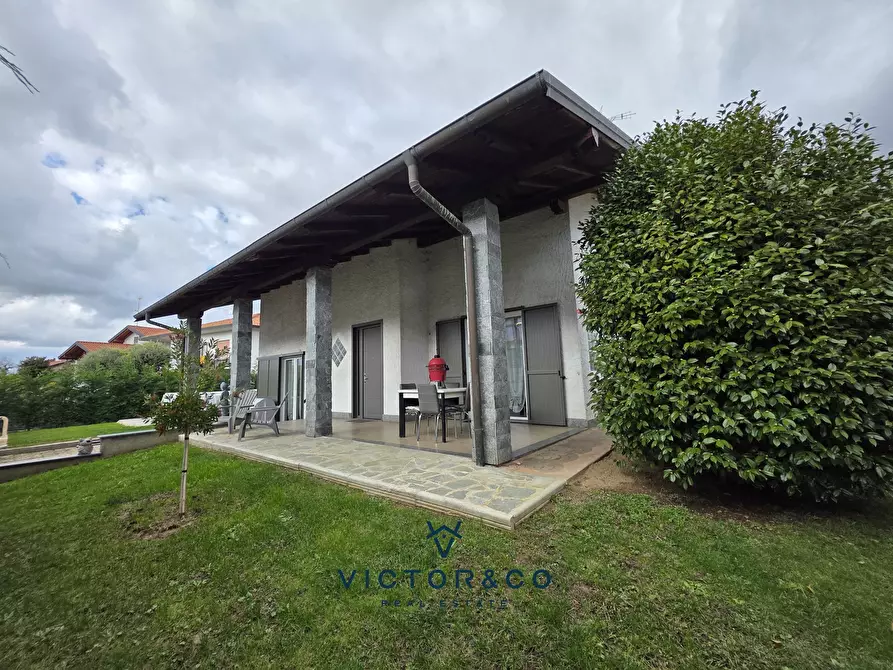 Immagine 46 di Villa in vendita  in Via Sempione sn a Marano Ticino