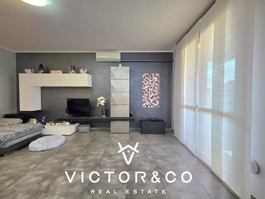 Immagine 3 di Bilocale in vendita  in Via Valsesia 16 a Novara