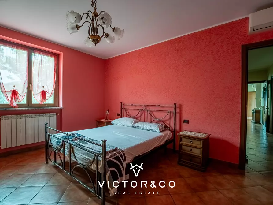 Immagine 33 di Casa bifamiliare in vendita  in Via Borghetto 4 a Casalino