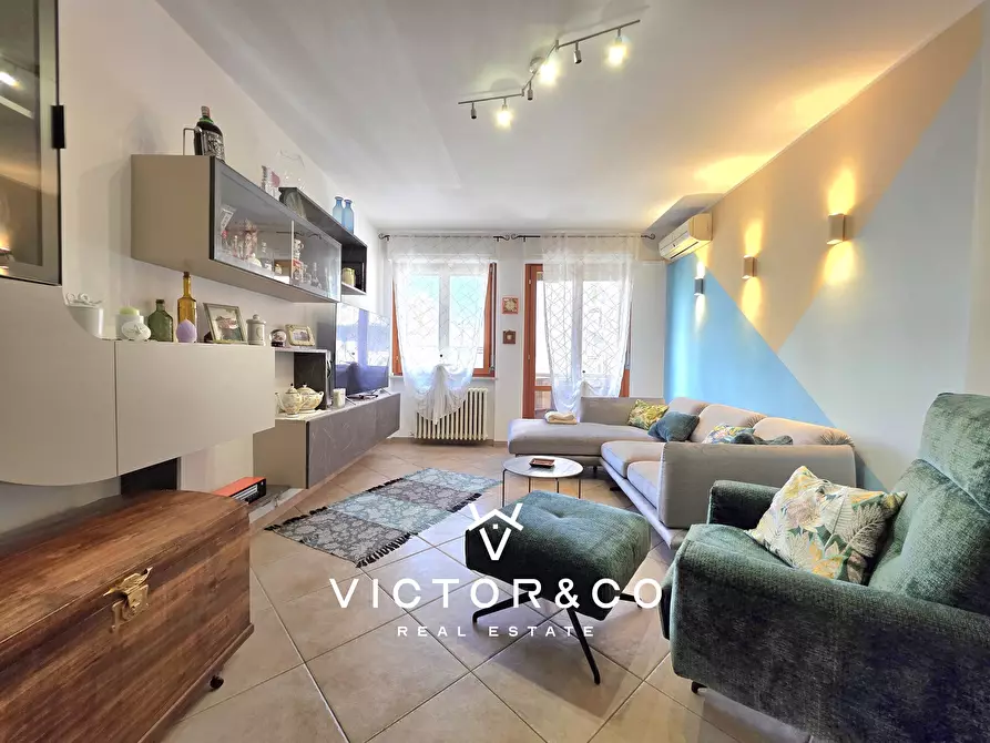 Immagine 1 di Quadrilocale in vendita  in Via Luigi Camoletti snc a Novara