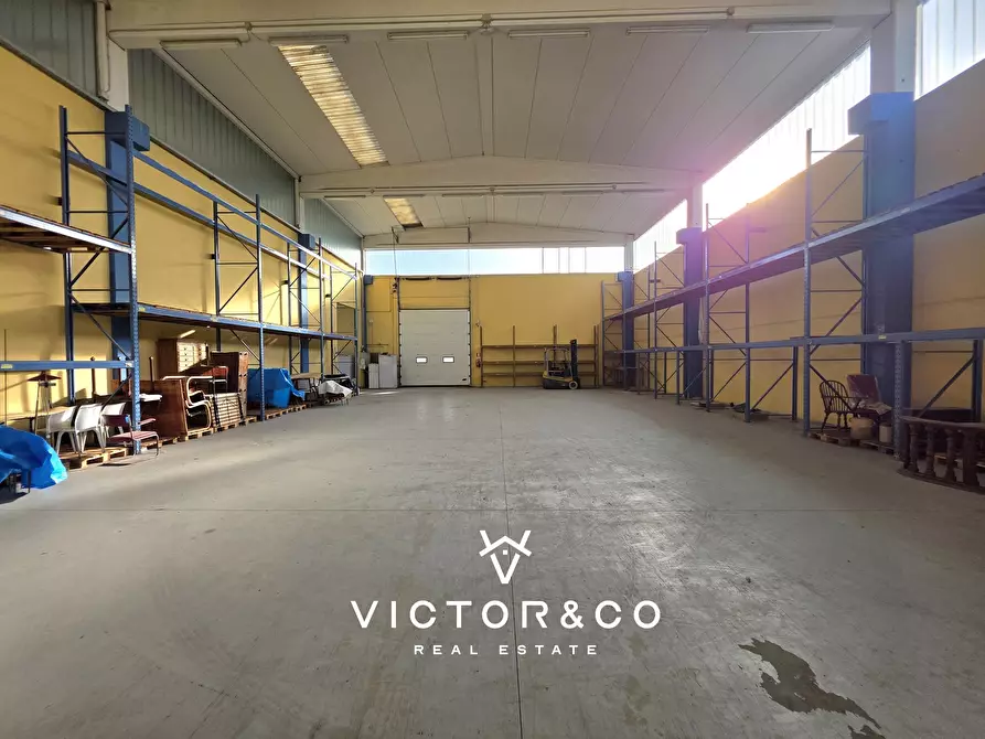 Immagine 14 di Attività artigianale in affitto  in Strada Provinciale per Biandrate 16 a San Pietro Mosezzo