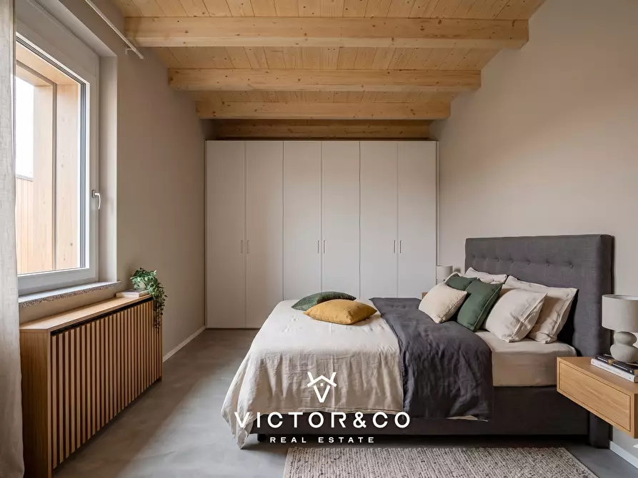 Immagine 8 di Villa in vendita  in Via Isonzo 6 a Oleggio