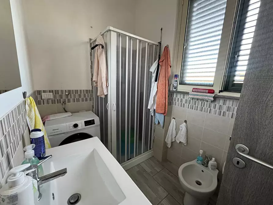 Immagine 11 di Trilocale in affitto  in Via Domenico Lancia di Brolo a Palermo