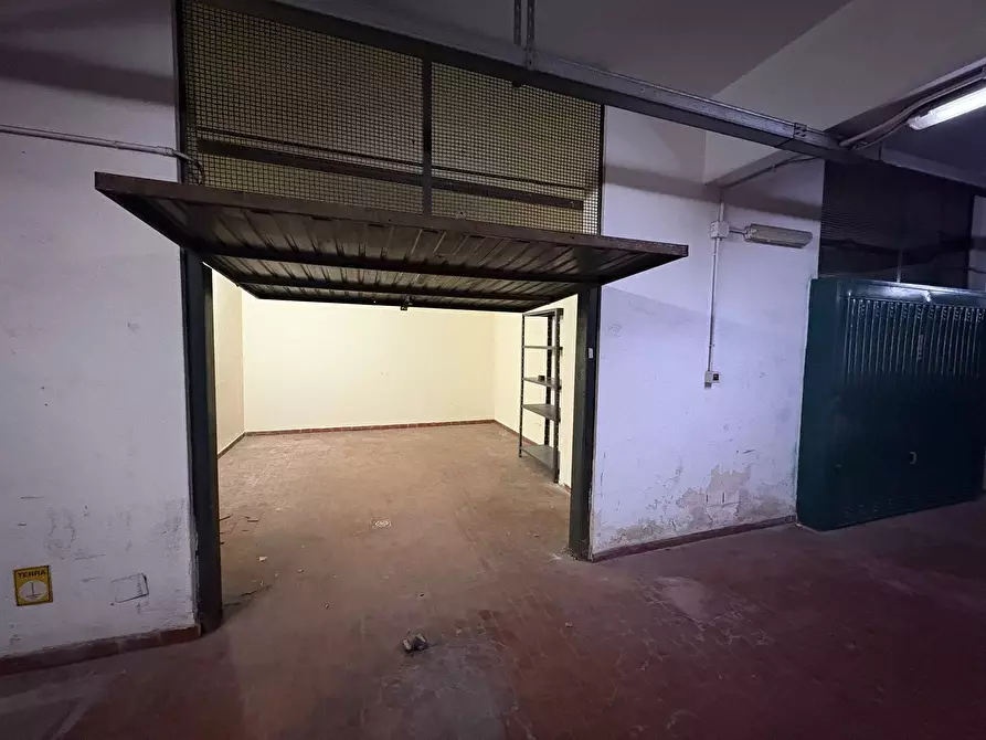 Immagine 15 di Garage in affitto  in Via Monti Iblei a Palermo