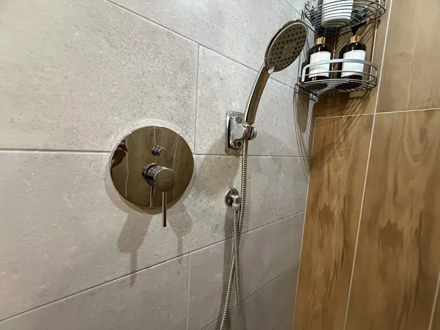Immagine 14 di Appartamento in vendita  in Via Domenico Scinà a Palermo