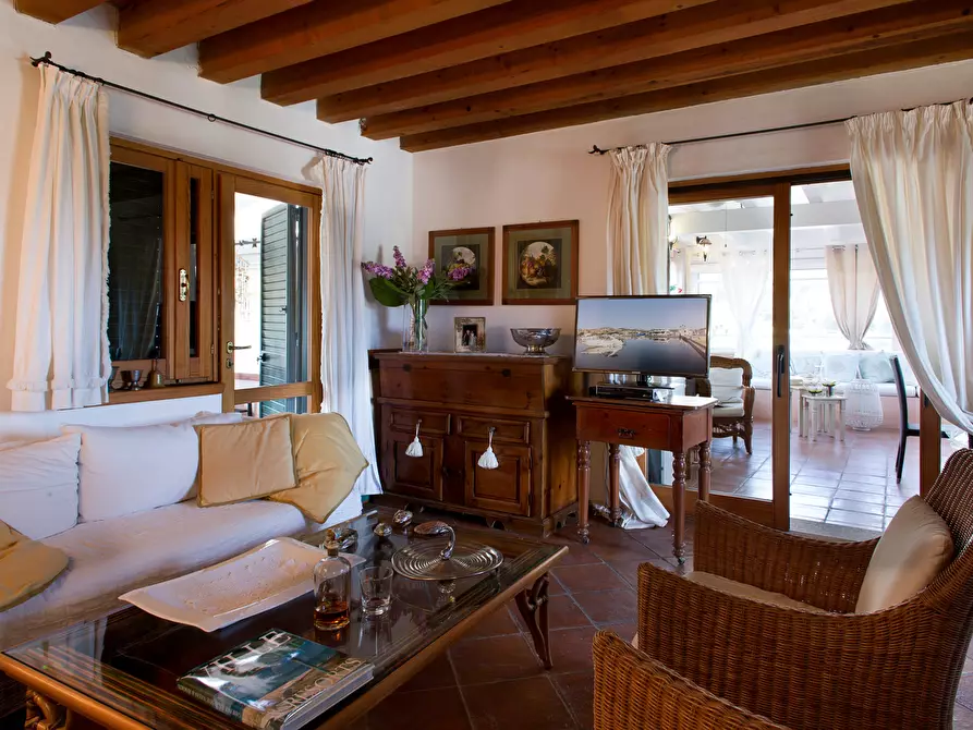 Immagine 20 di Villa in vendita  in Via Andrea Campesi 1 a Olbia