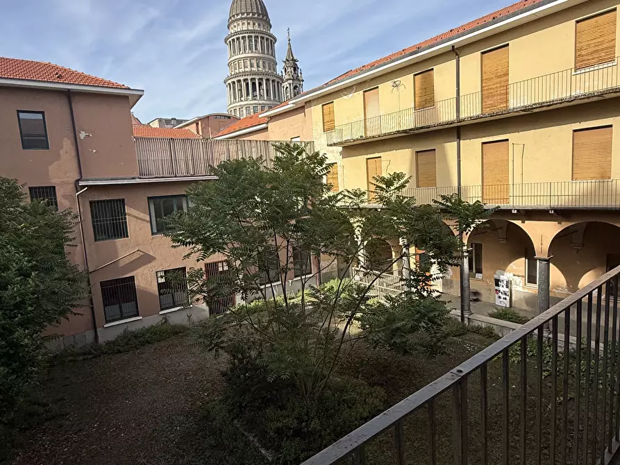Immagine 11 di Palazzo in vendita  in Via San Gaudenzio 11 a Novara