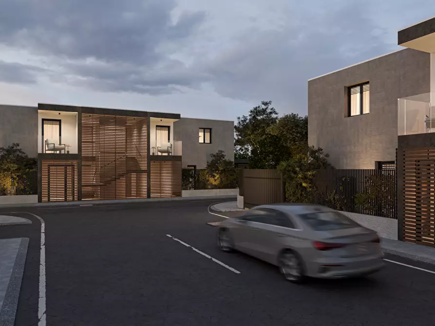 Immagine 18 di Trilocale in vendita  in Via Ciro Menotti 9 a Carate Brianza