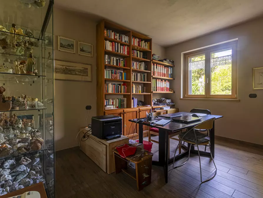 Immagine 56 di Villa in vendita  in Via Colombèe 11 a Colico