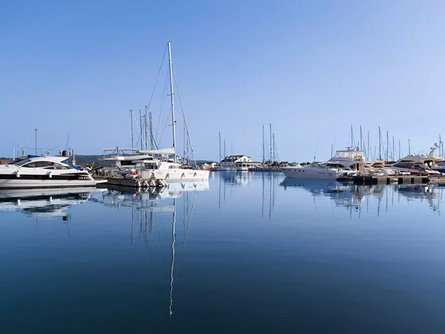 Immagine 59 di Villa in vendita  in Via Andrea Campesi 1 a Olbia