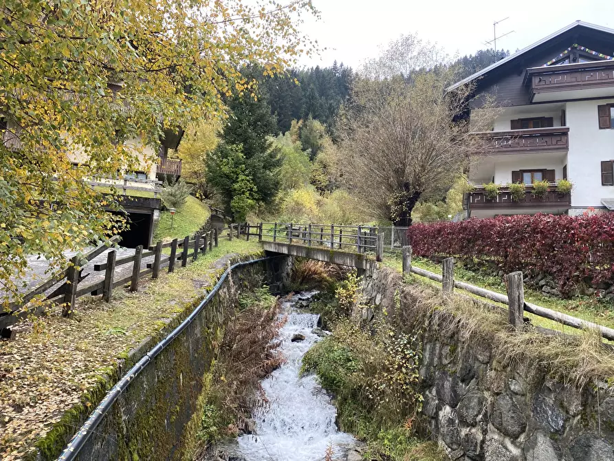 Immagine 60 di Quadrilocale in vendita  in Via al Forte 9 a Valdisotto