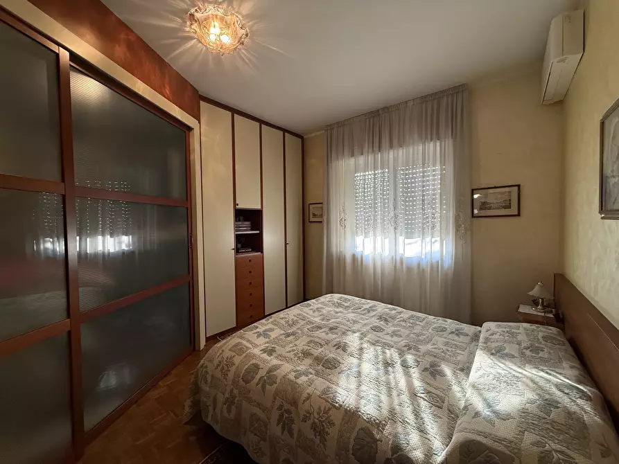 Immagine 67 di Pentalocale in vendita  in Via Roberto Moroni 7A a Sesto San Giovanni