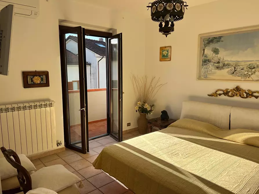 Immagine 18 di Villetta a schiera in vendita  a Sarzana