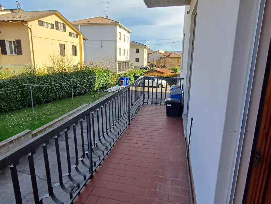 Immagine 21 di Trilocale in vendita  a Medesano