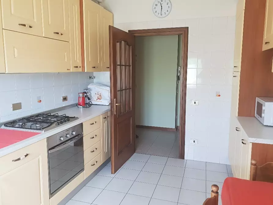 Immagine 7 di Quadrilocale in affitto  a Varano De' Melegari