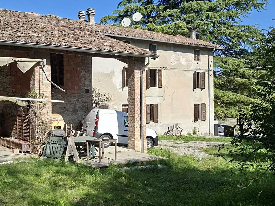 Immagine 37 di Porzione di casa in vendita  a Fornovo Di Taro