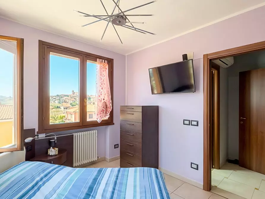 Immagine 11 di Quadrilocale in vendita  a Varano De' Melegari