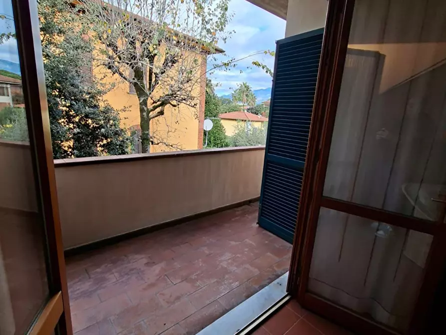 Immagine 16 di Quadrilocale in vendita  a Massa