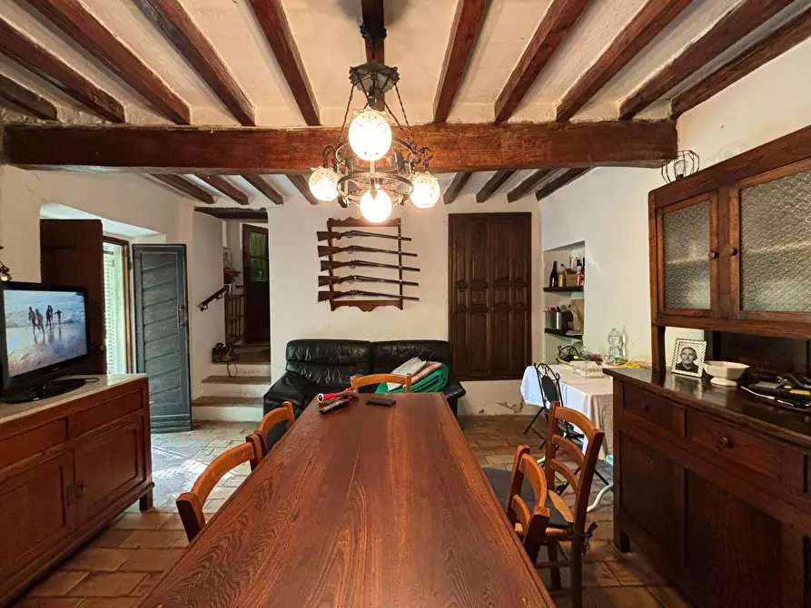 Immagine 14 di Porzione di casa in vendita  a Varano De' Melegari