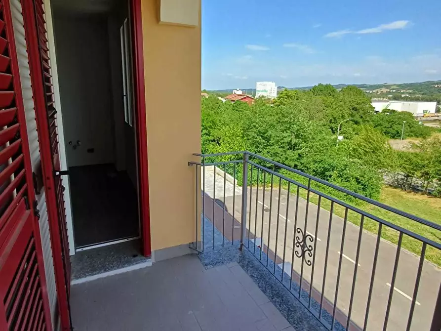 Immagine 25 di Trilocale in vendita  a Medesano