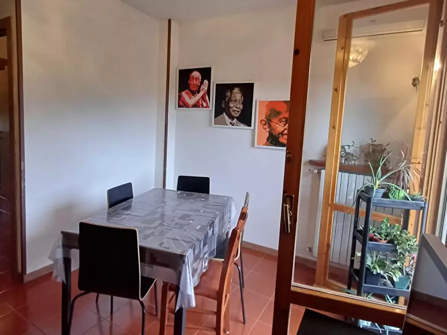 Immagine 5 di Trilocale in vendita  a Traversetolo