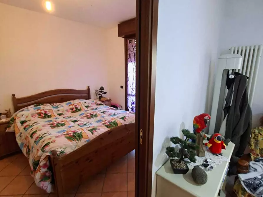 Immagine 17 di Bilocale in vendita  a Lesignano De' Bagni