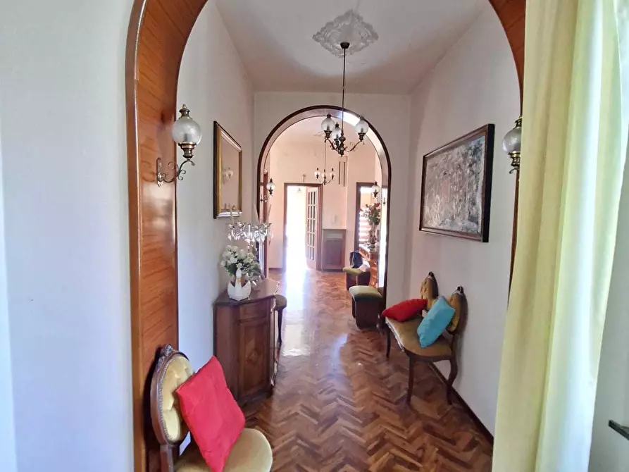 Immagine 27 di Trilocale in vendita  a Medesano