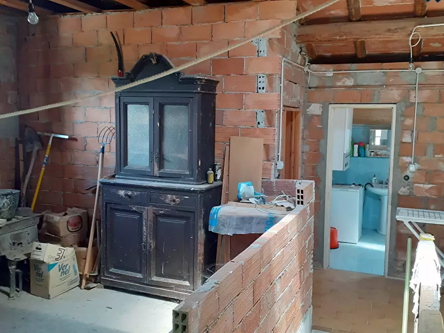 Immagine 22 di Terratetto in vendita  a Terenzo