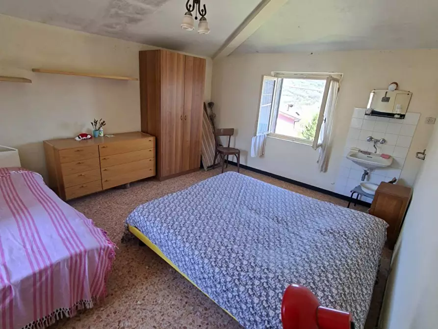 Immagine 16 di Casa indipendente in vendita  a Bore