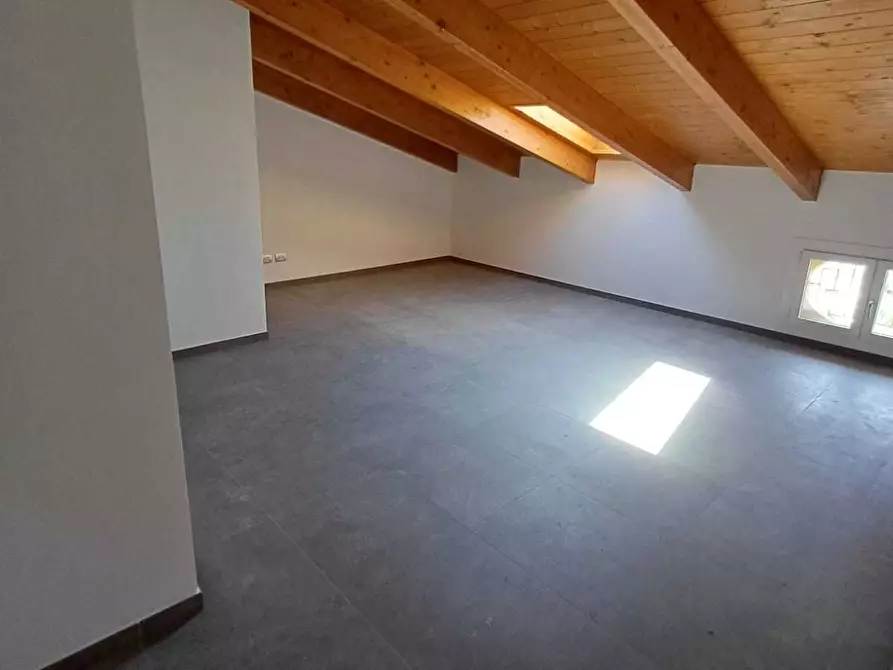 Immagine 26 di Quadrilocale in vendita  a Medesano