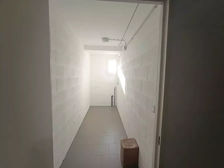 Immagine 18 di Bilocale in affitto  a Medesano