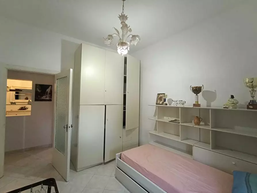 Immagine 21 di Stanza singola in affitto  a Collecchio