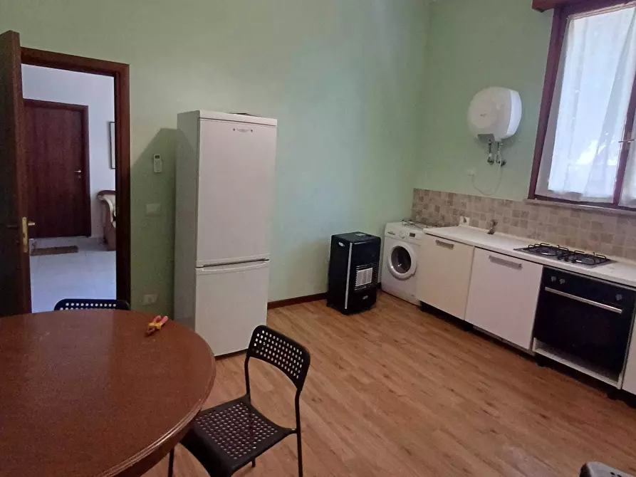 Immagine 7 di Bilocale in affitto  a Parma