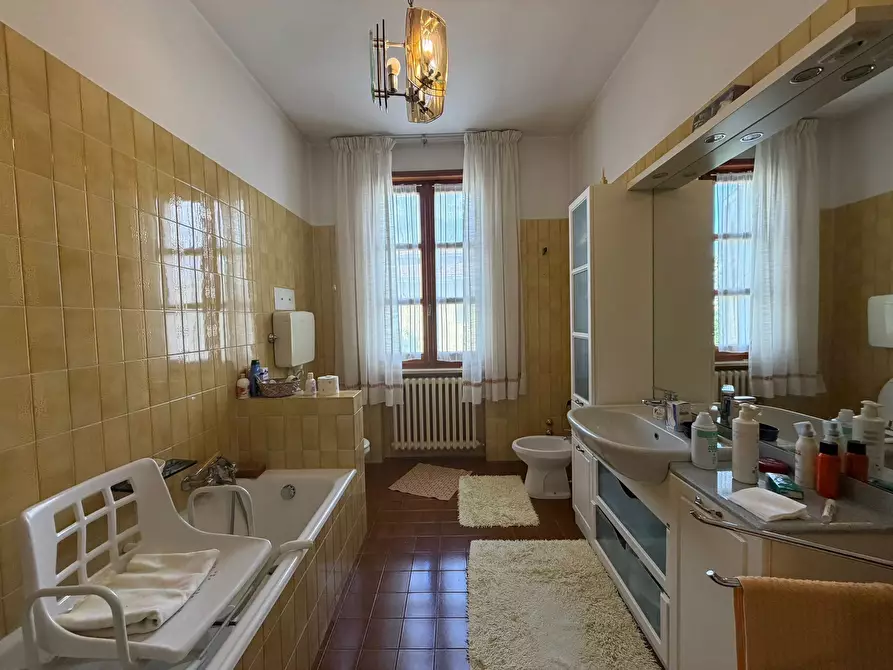 Immagine 35 di Casa indipendente in vendita  a Collecchio