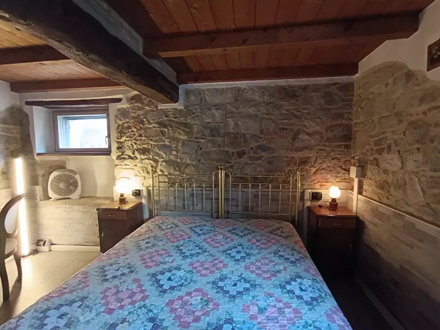 Immagine 18 di Casa indipendente in vendita  a Terenzo