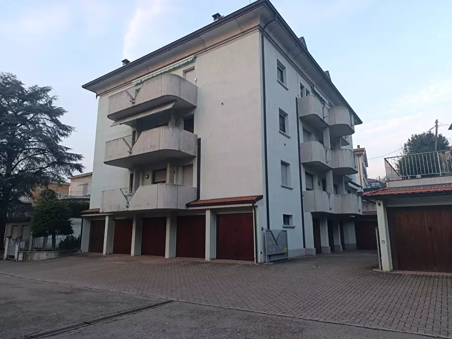 Immagine 1 di Quadrilocale in vendita  a Fornovo Di Taro