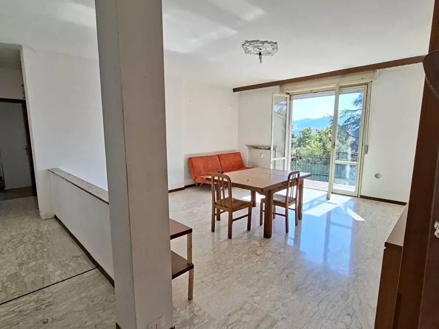 Immagine 29 di Trilocale in vendita  a Medesano