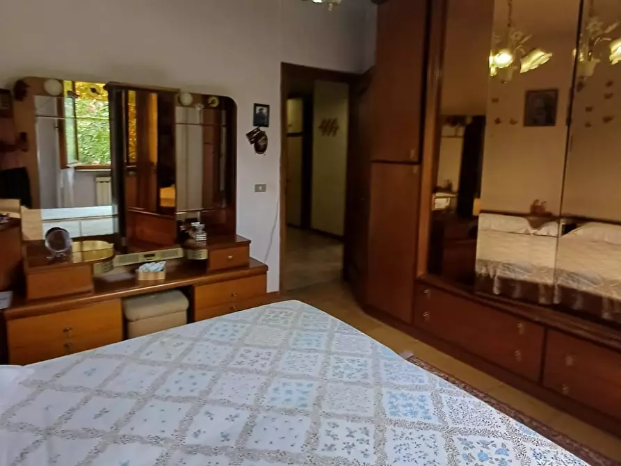 Immagine 14 di Casa indipendente in vendita  a Valmozzola