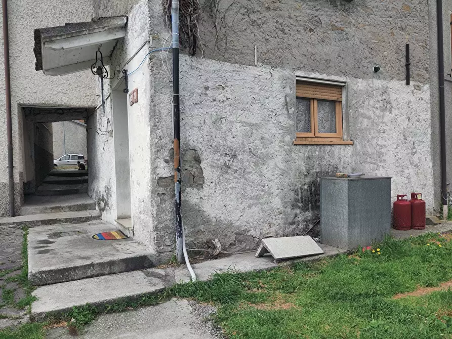 Immagine 1 di Porzione di casa in vendita  a Solignano