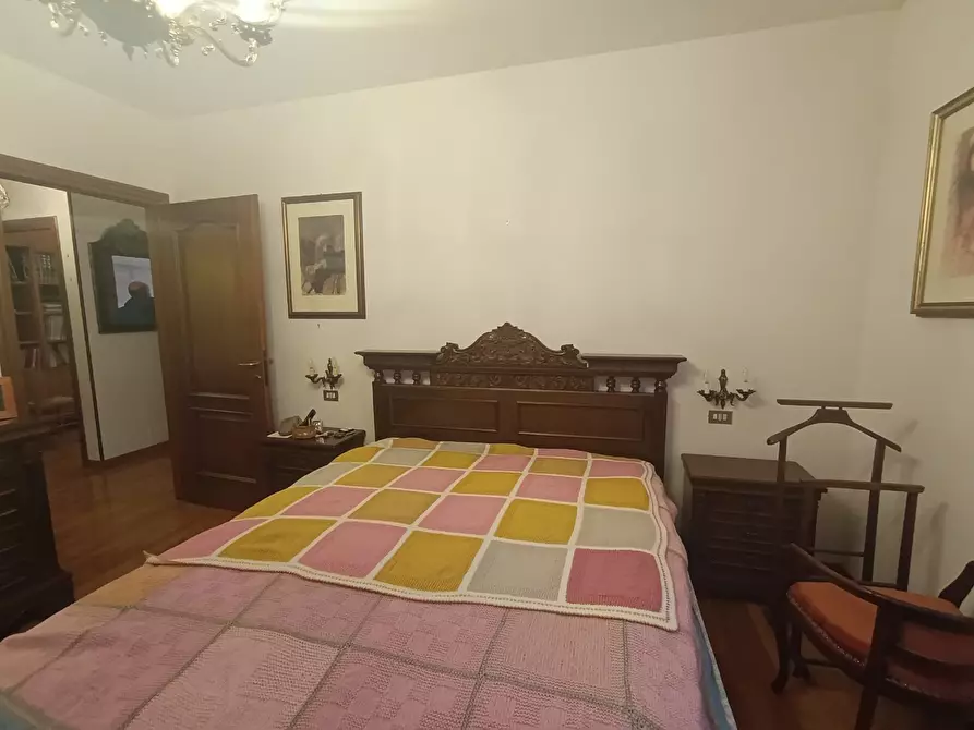 Immagine 17 di Quadrilocale in vendita  a Fornovo Di Taro