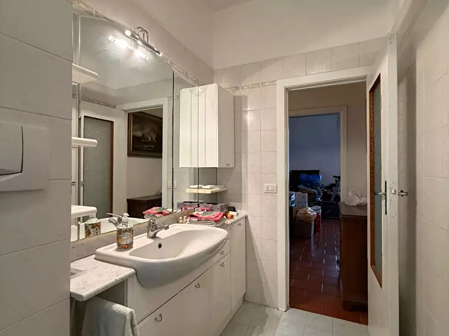 Immagine 18 di Trilocale in vendita  a Parma