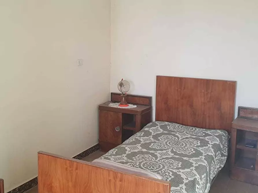 Immagine 9 di Porzione di casa in vendita  a Varsi