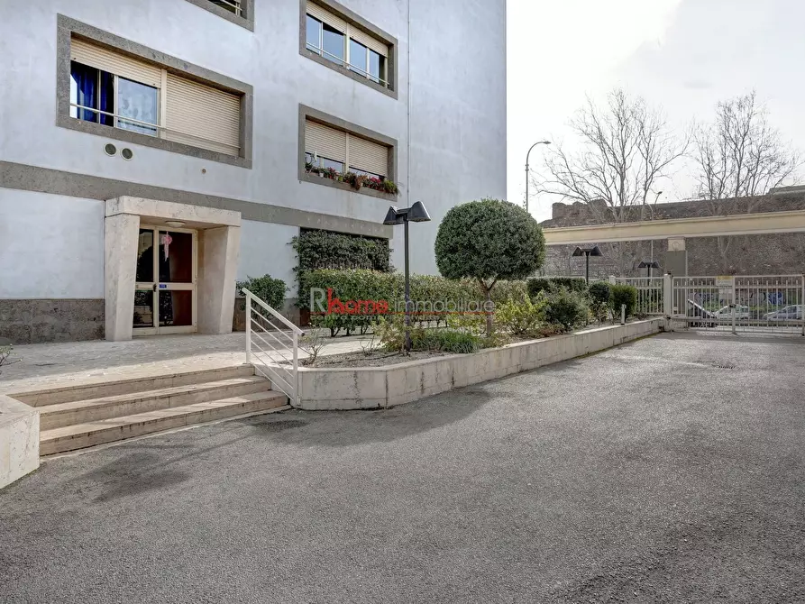 Immagine 23 di Appartamento in vendita  in Via Casilina 9 a Roma