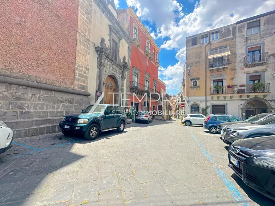 Immagine 9 di Stanza singola in affitto  in Piazza B. B. Guzzardi 21 a Adrano