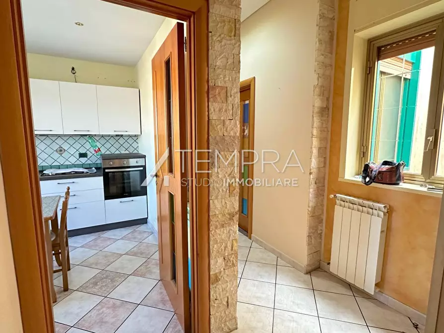 Immagine 7 di Appartamento in vendita  a Adrano