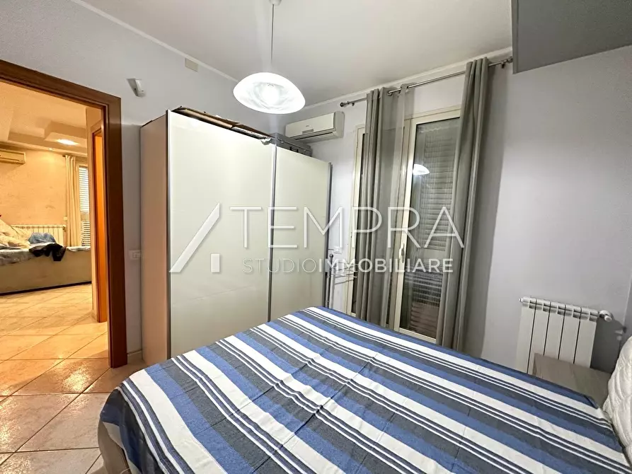 Immagine 15 di Appartamento in vendita  a Aci Castello