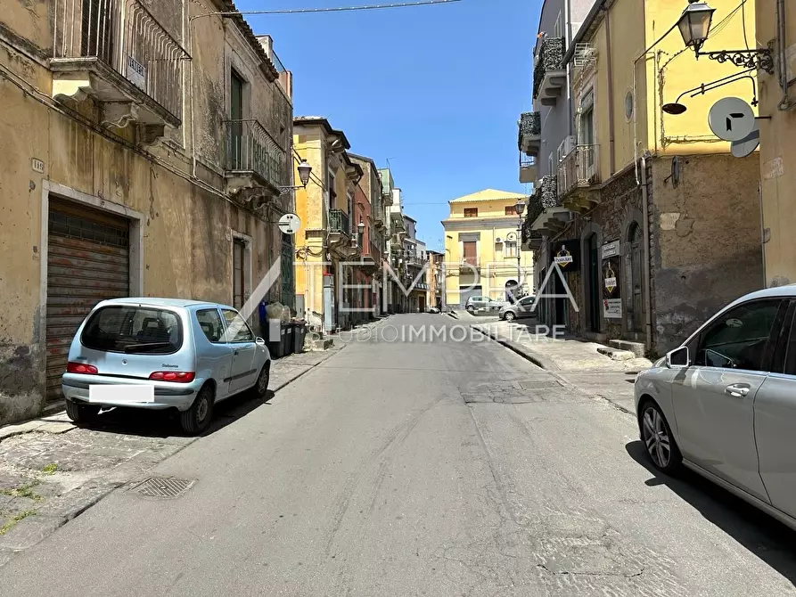 Immagine 25 di Casa indipendente in vendita  a Adrano