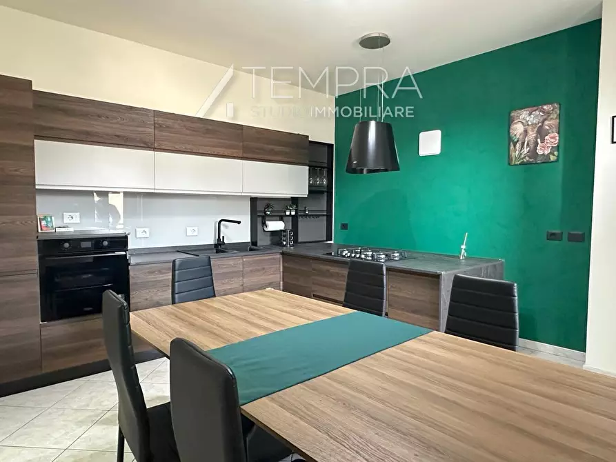 Immagine 6 di Appartamento in vendita  in Via Paolo VI a Adrano